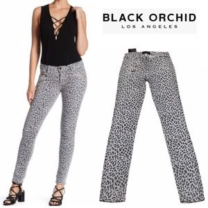 Black Orchid Billie “Welcome To The Jungle” Skinny Jeans
